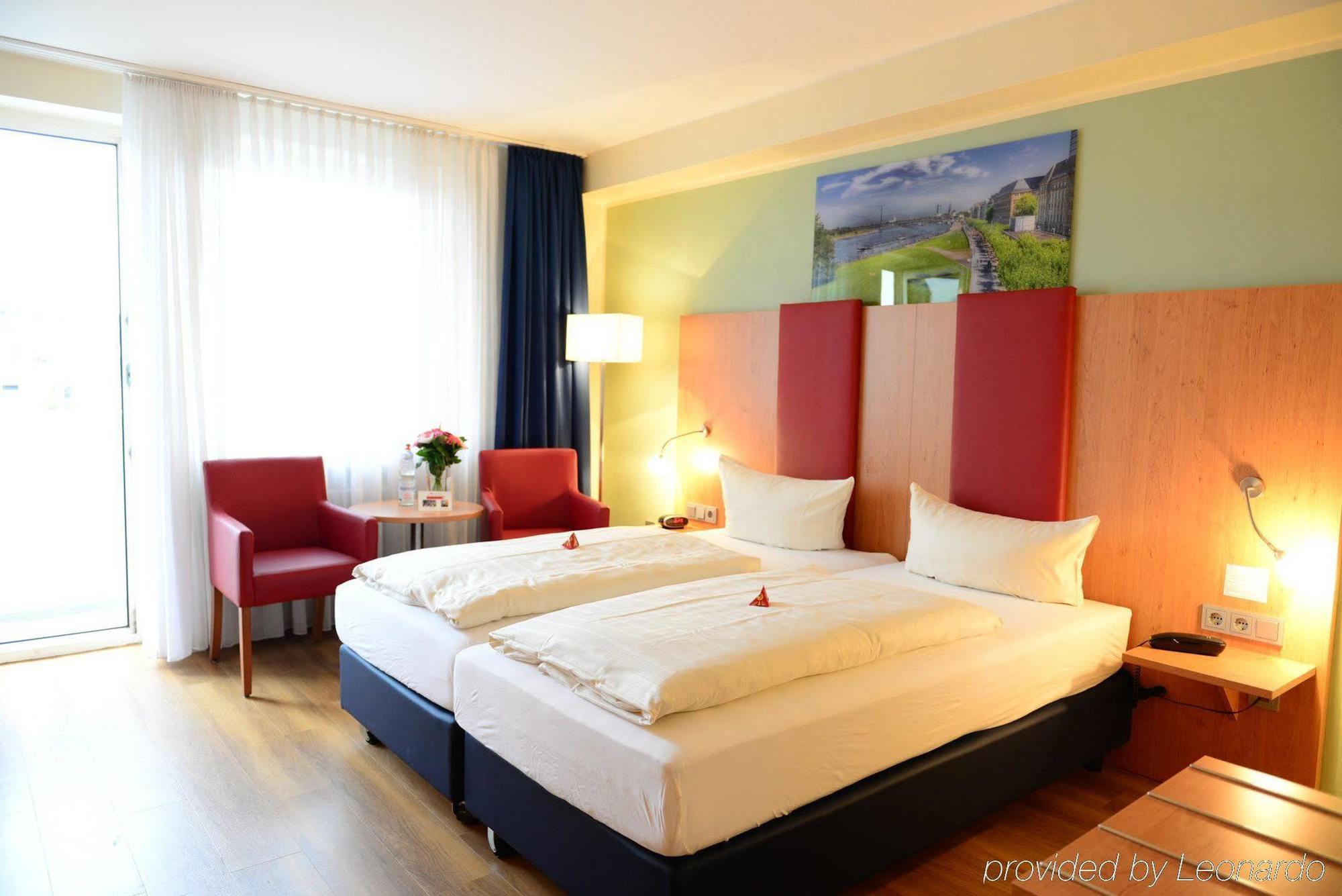 Hotel National Duesseldorf Luaran gambar