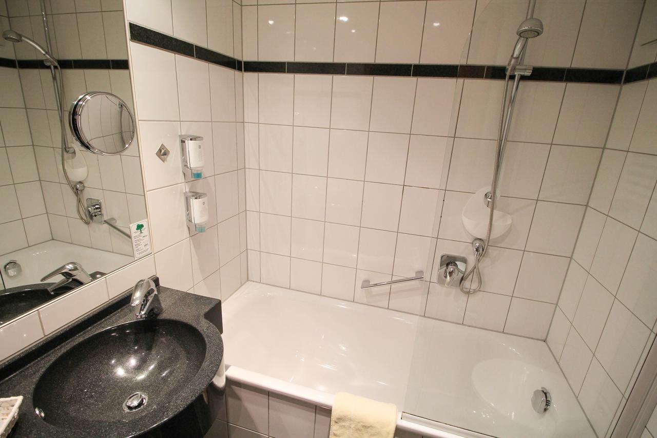 Hotel National Duesseldorf Luaran gambar